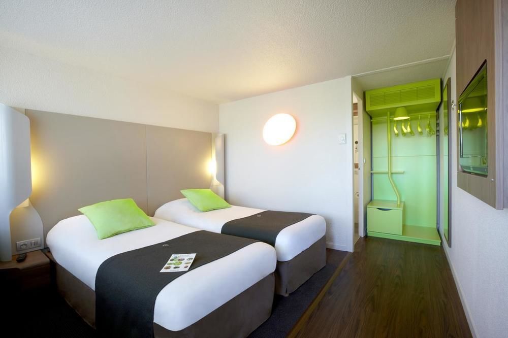 Campanile Orleans Ouest ~ La Chapelle-St-Mesmin Hotel Exterior photo